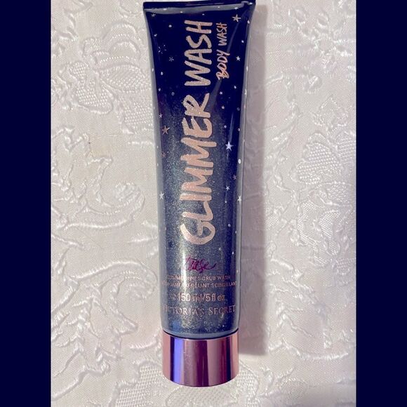 - 🛍Victoria’s Secret tease   💗Glimmer wash, Bady wash 5OZ - Picture 1 of 11